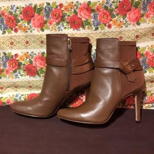 White House Black Market booties BRAND NEW